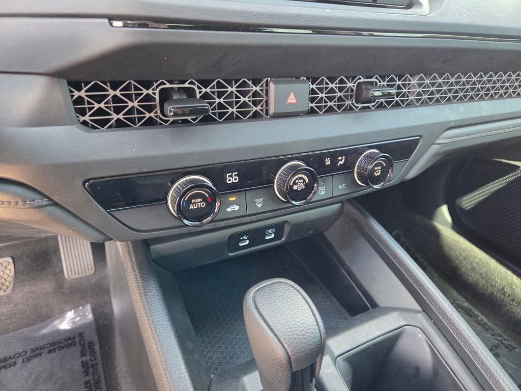 Used 2025 Honda Accord LX image 22