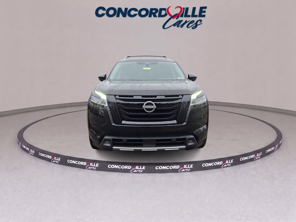 Certified 2023 Nissan Pathfinder Platinum w/ Lighting Package (N93) FWD image 3