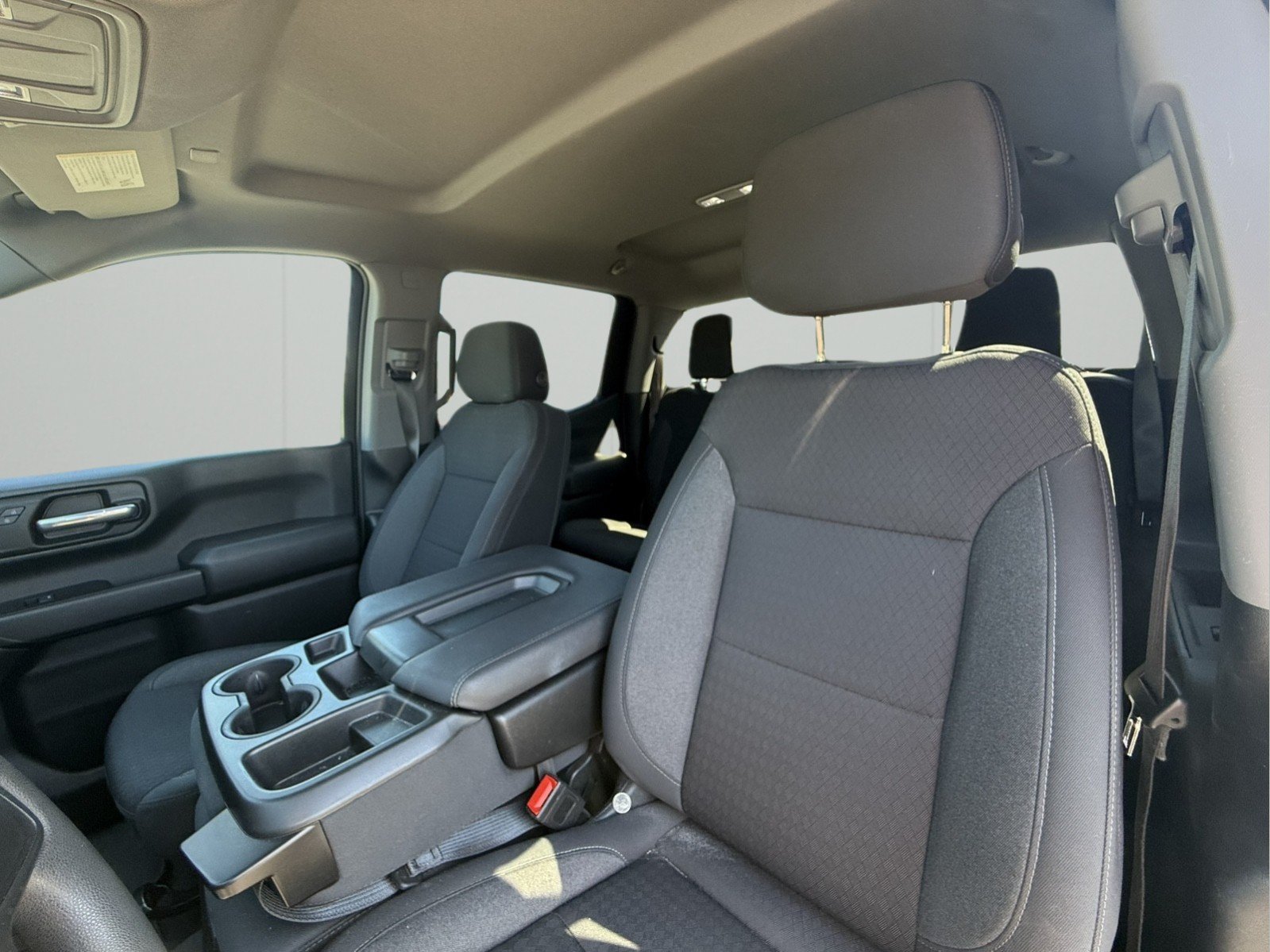 Used 2023 Chevrolet Silverado 1500 Custom AWD/4WD image 10