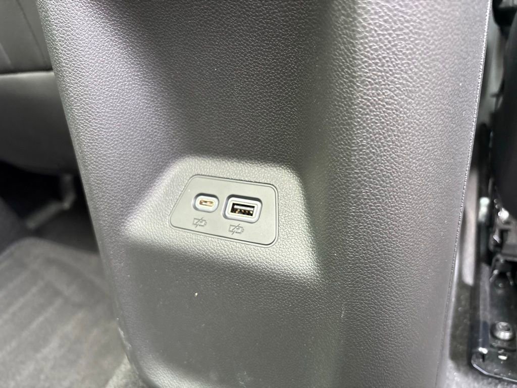 Used 2023 Buick Envision Essence w/ Sport Touring Package AWD/4WD image 20