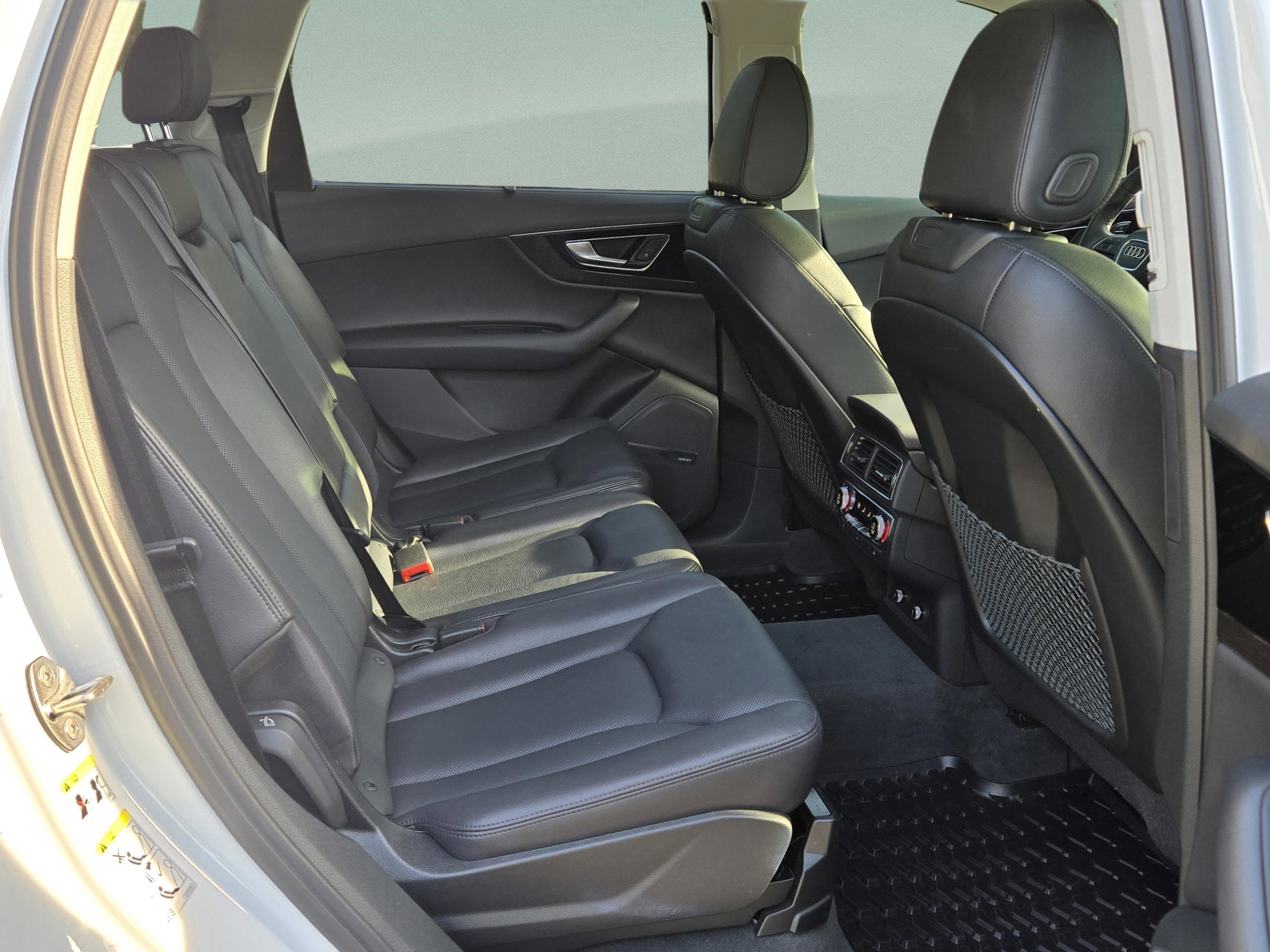 Used 2019 Audi Q7 3.0T Prestige w/ Prestige Package image 15