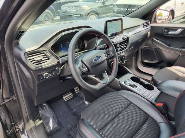 Used 2024 Ford Escape ST-Line AWD/4WD image 11