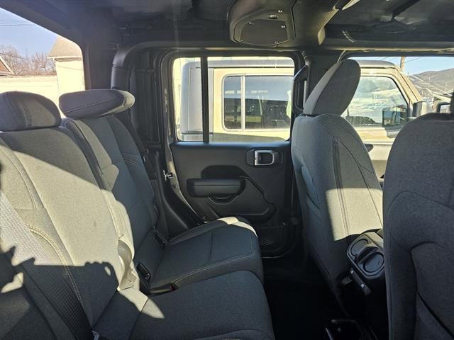 New 2026 Jeep Gladiator Sport image 10