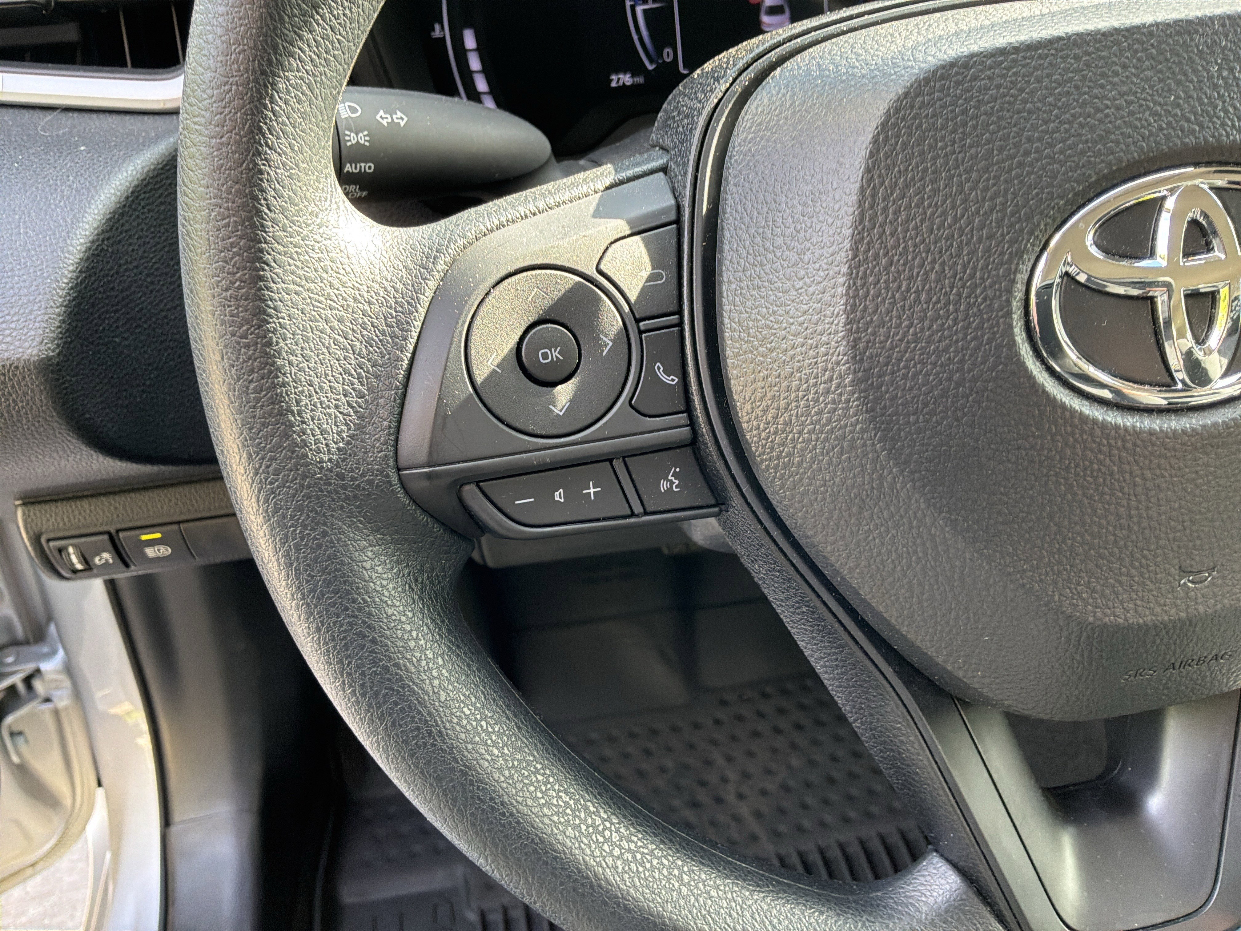 Used 2026 Toyota Corolla LE image 19