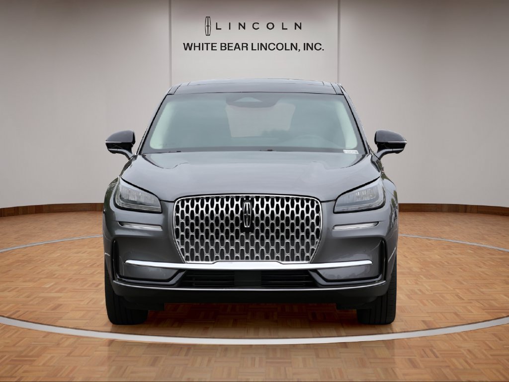 Used 2024 Lincoln Corsair AWD w/ Equipment Group 101A image 2