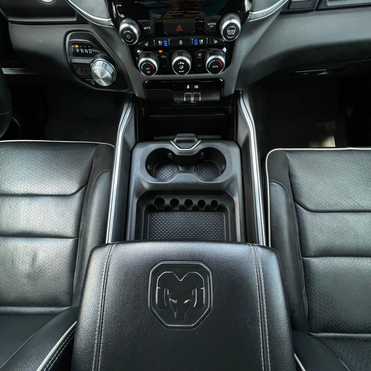 Used 2024 RAM 1500 Laramie RWD image 19