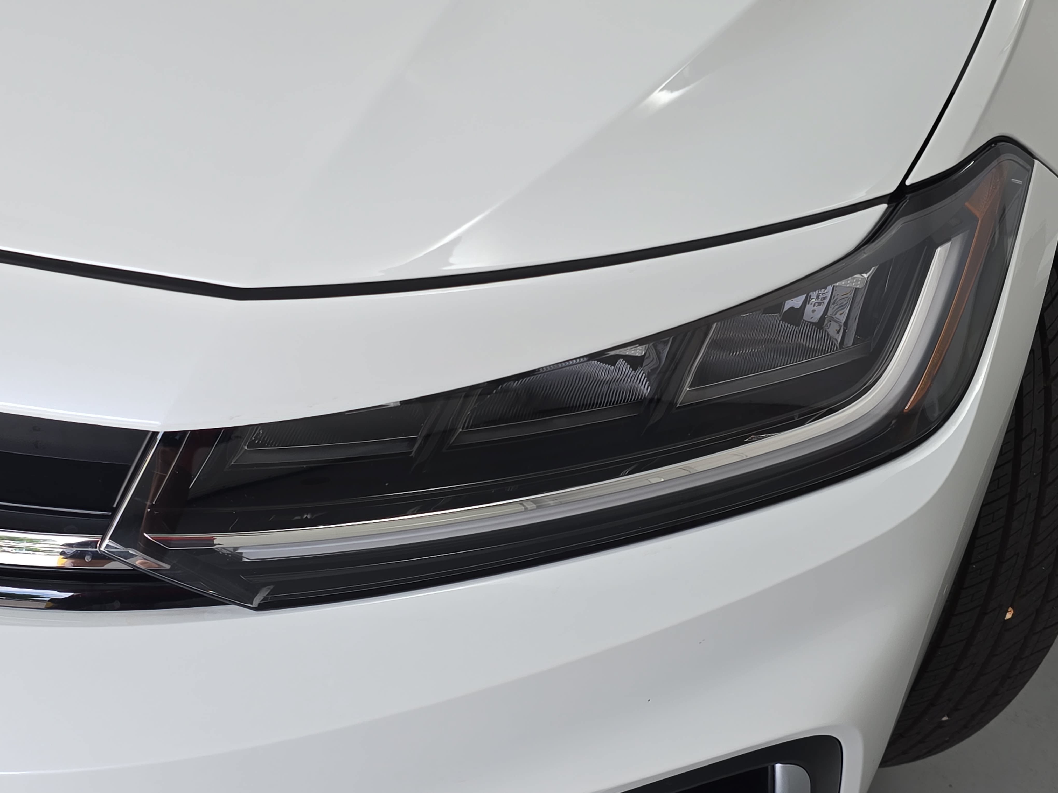 Certified 2025 Volkswagen Jetta SE w/ Sunroof Package FWD image 31