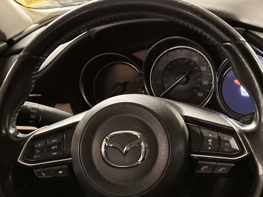 Used 2018 MAZDA MAZDA6 Touring FWD image 17