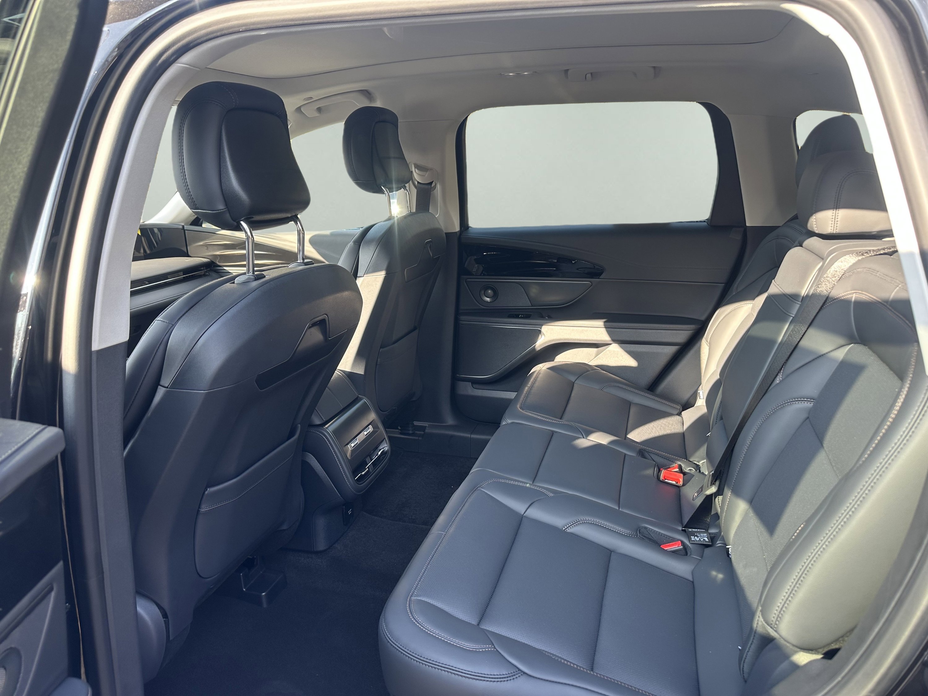 New 2026 Lincoln Nautilus Premier w/ Equipment Group 102A image 10
