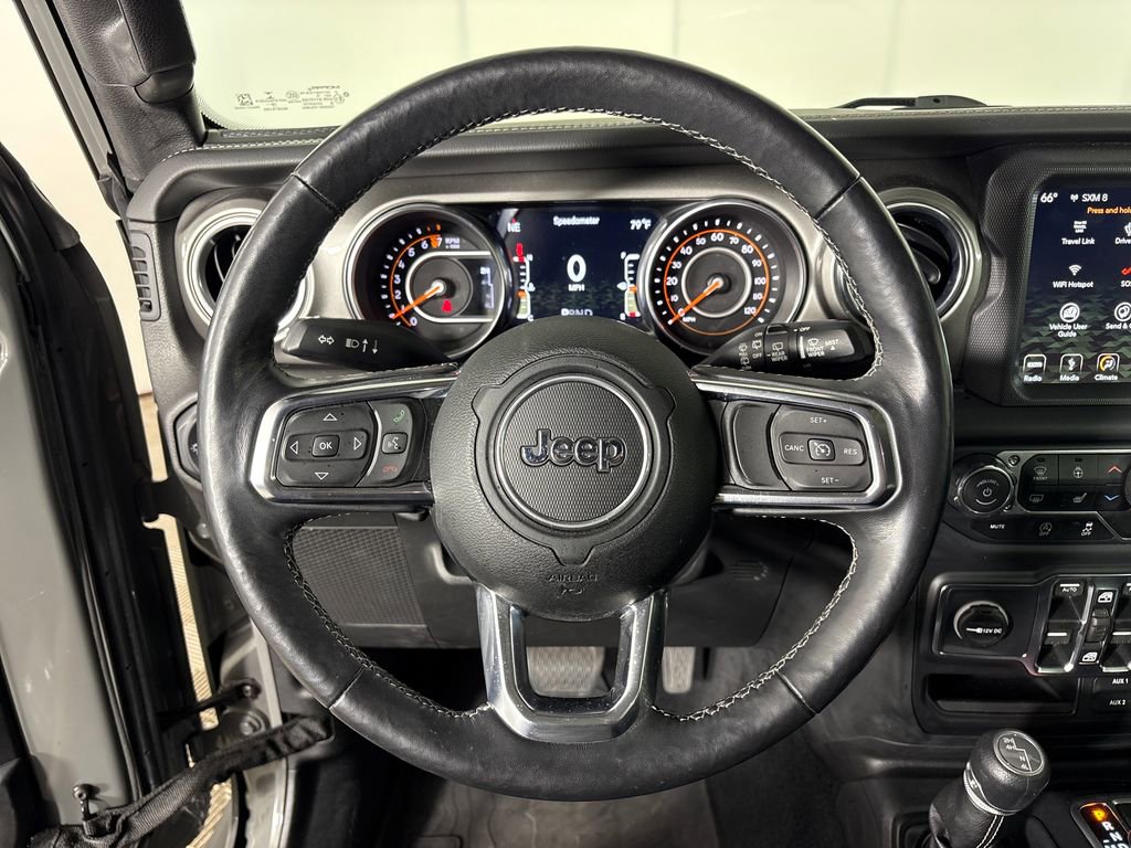 Used 2018 Jeep Wrangler Unlimited Sahara image 17