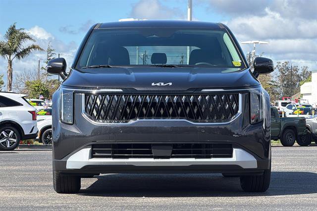 New 2026 Kia Carnival FWD image 9