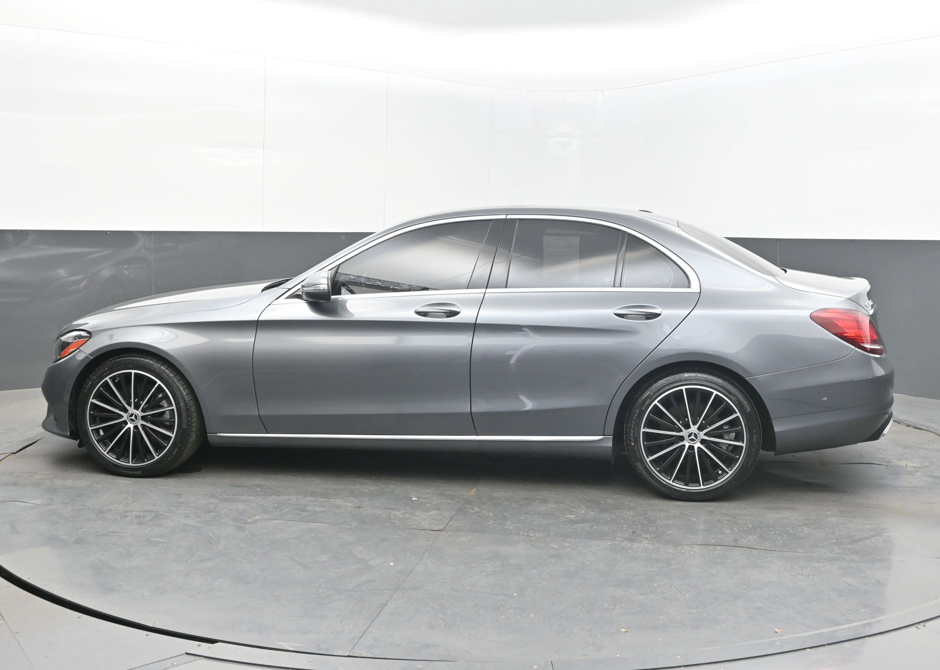 Used 2021 Mercedes-Benz C 300 Sedan w/ Premium Package image 5