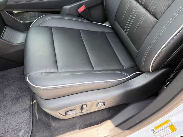 New 2026 Buick Enclave Avenir w/ Super Cruise Package FWD image 18