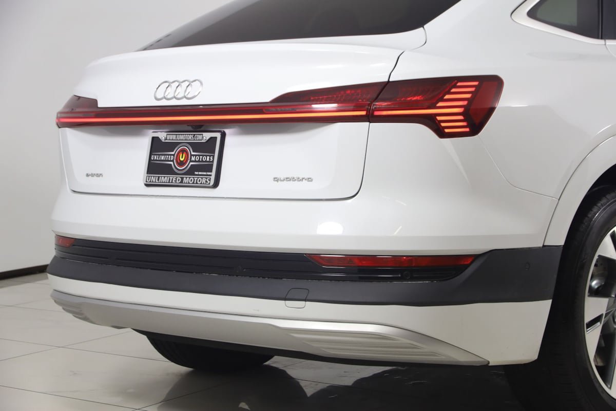 Used 2020 Audi e-tron Premium Plus AWD/4WD image 41