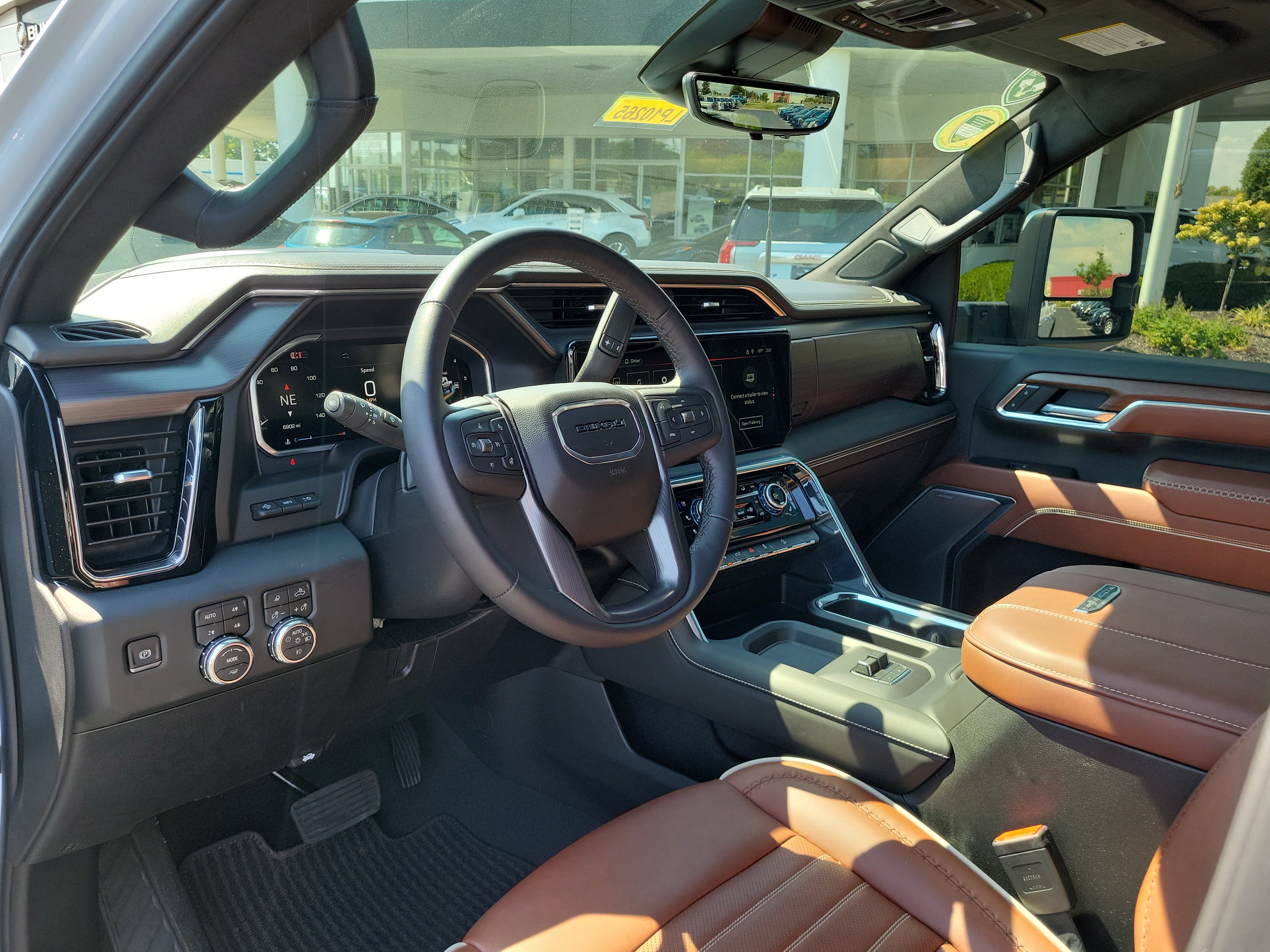 Used 2026 GMC Sierra 2500 Denali Ultimate AWD/4WD image 17
