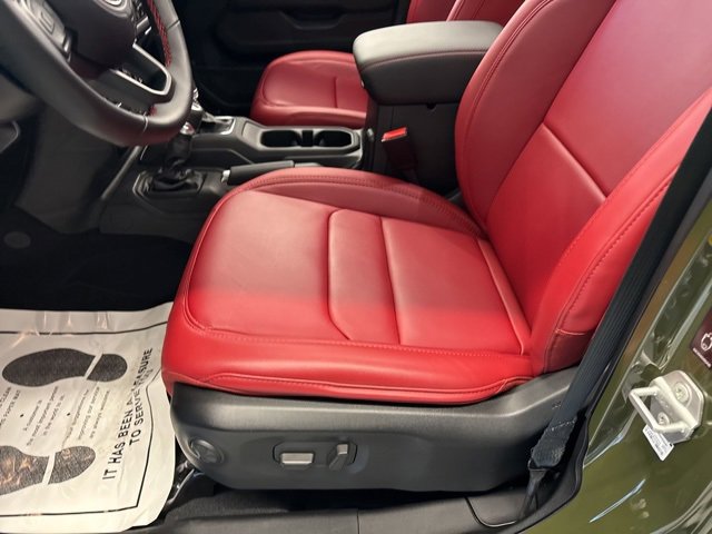 Used 2024 Jeep Wrangler Unlimited Rubicon 392 image 18