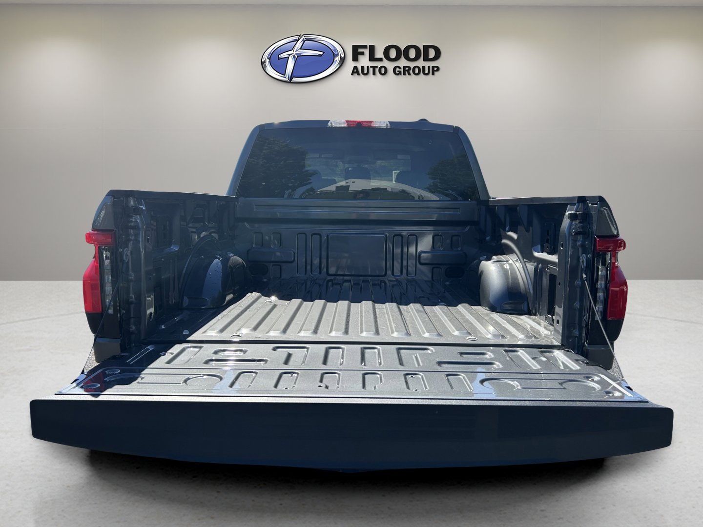 New 2025 Ford F150 Lightning Flash image 7
