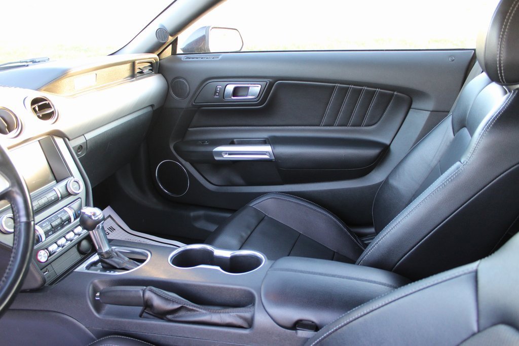 Used 2023 Ford Mustang Premium image 13