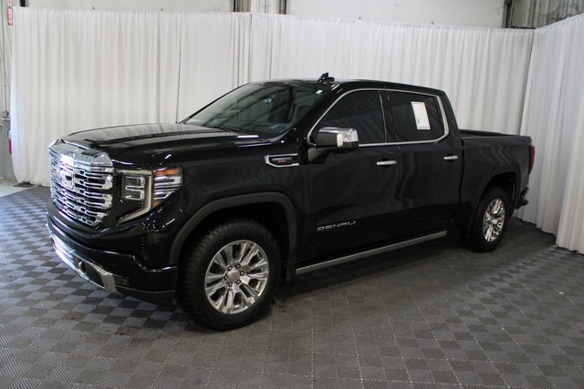 Used 2023 GMC Sierra 1500 Denali w/ Technology Package image 3