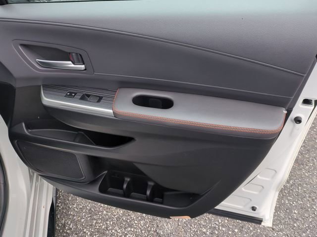 Used 2023 Toyota Sienna XSE image 31