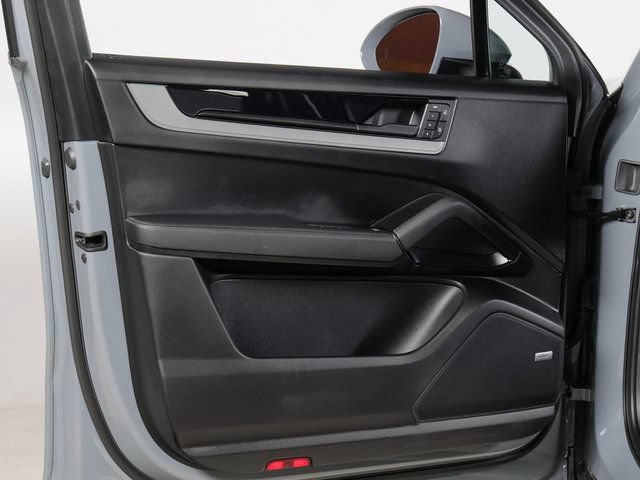 Certified 2026 Porsche Cayenne Coupe AWD/4WD image 29