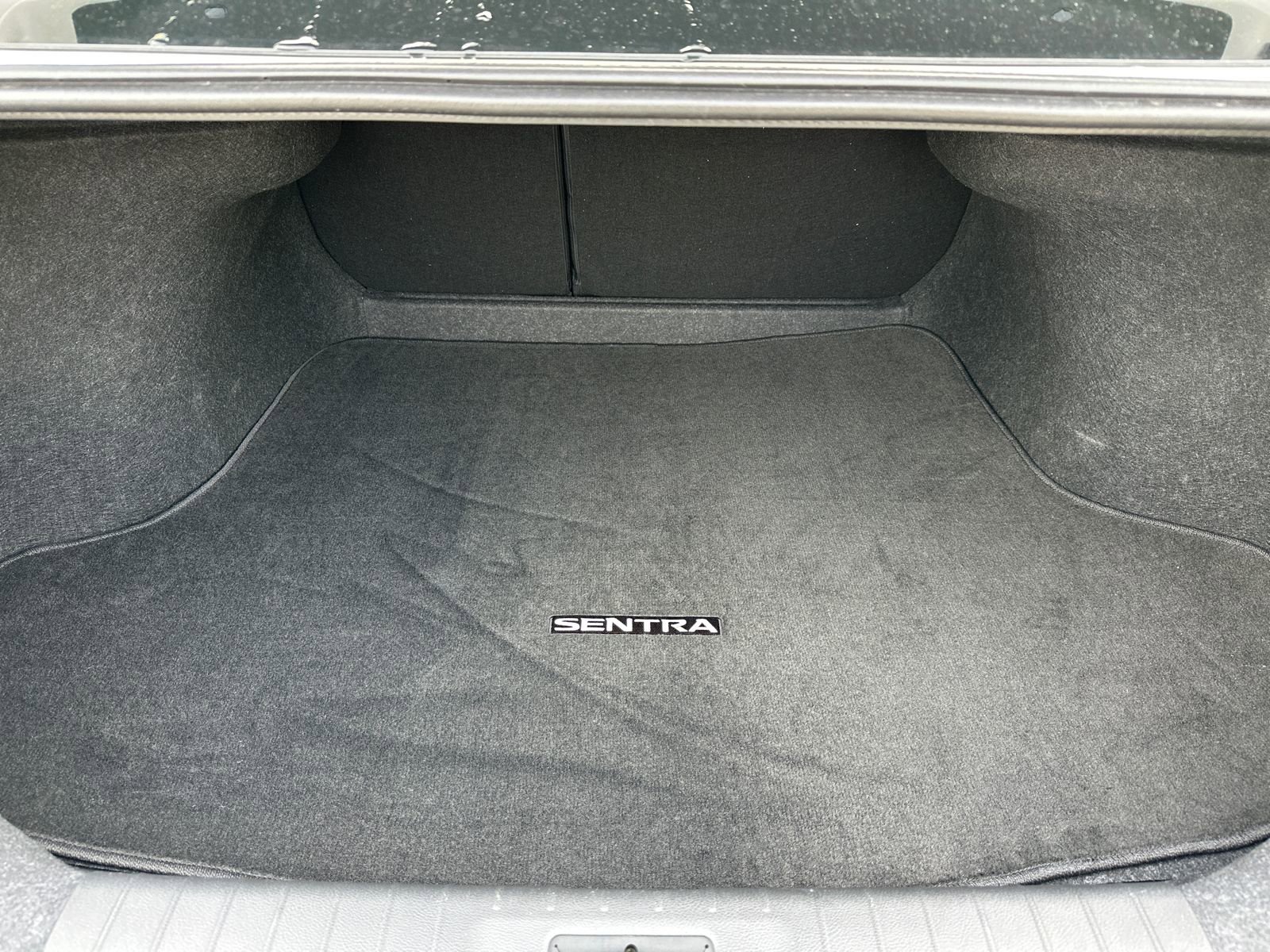 Certified 2025 Nissan Sentra SR w/ SR Premium Package FWD image 16