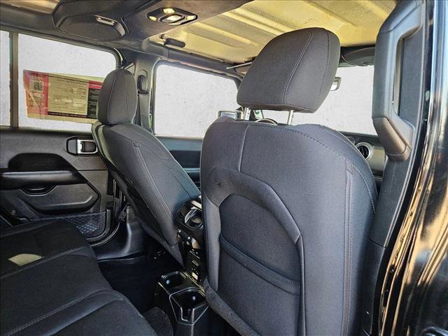 Used 2020 Jeep Wrangler Unlimited Sahara image 25