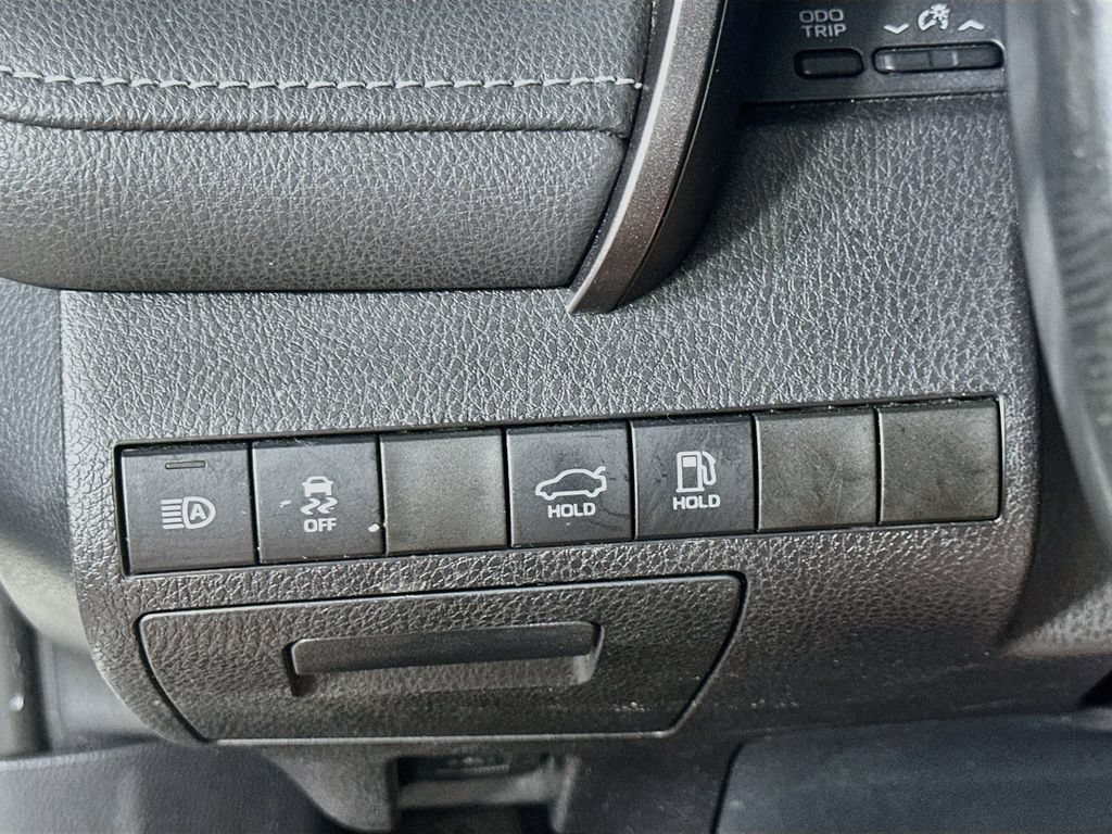 Used 2023 Toyota Camry SE w/ Convenience Package FWD image 20