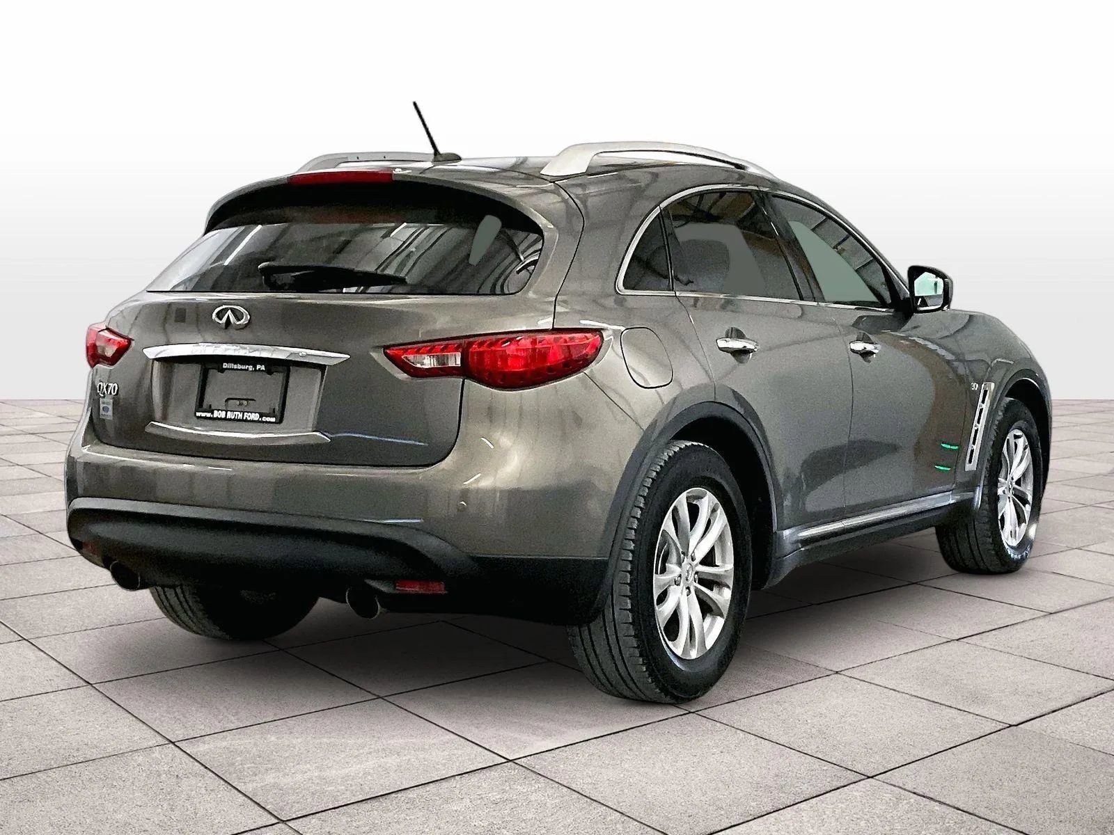 Used 2016 INFINITI QX70 AWD w/ Premium Package image 12