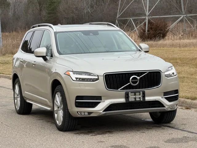 Used 2016 Volvo XC90 T6 Momentum w/ Protection Package Plus image 13