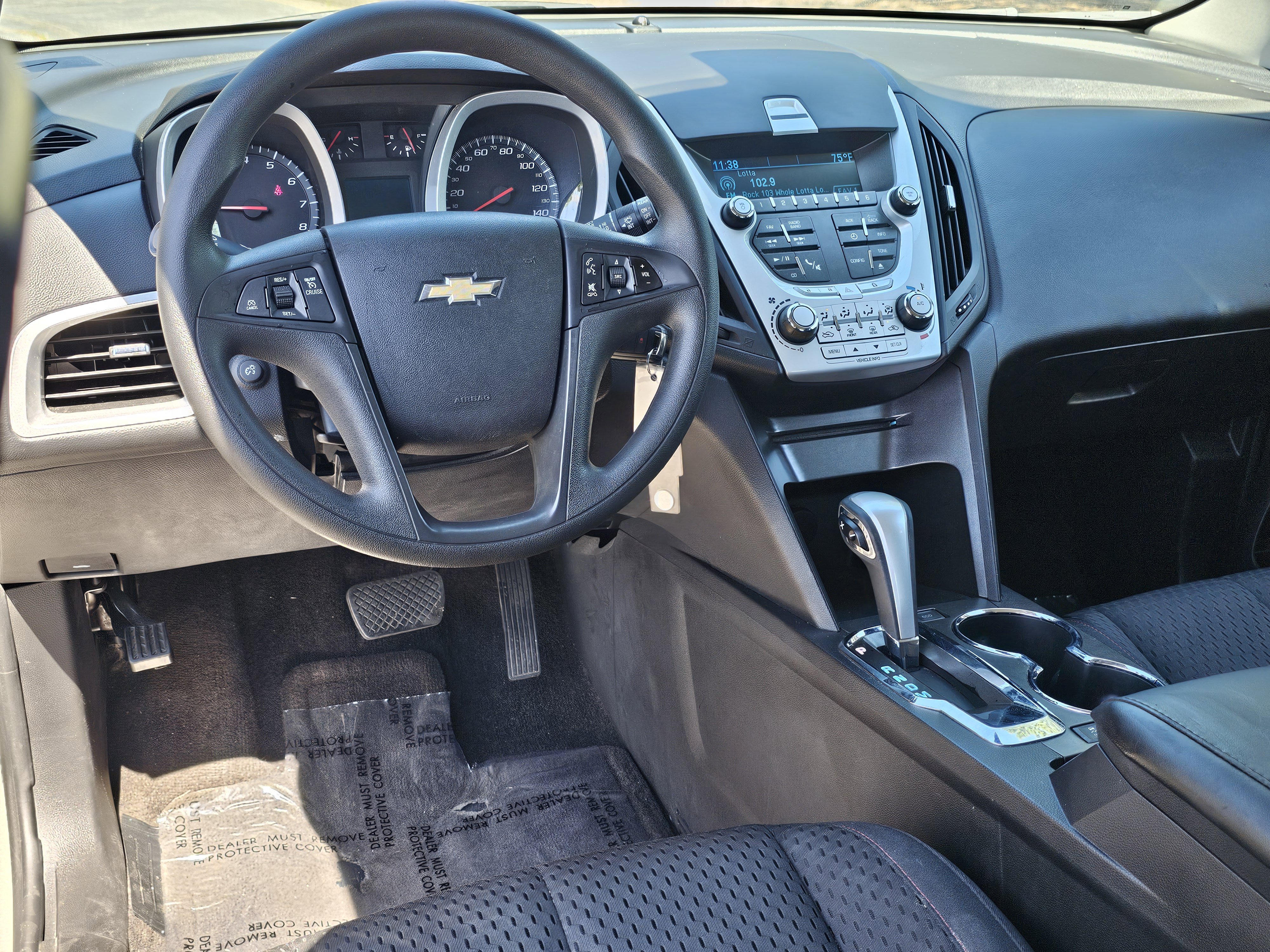 Used 2015 Chevrolet Equinox LS FWD image 29