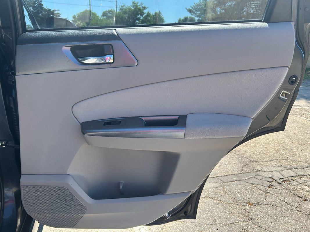 Used 2012 Subaru Forester 2.5X Limited image 21