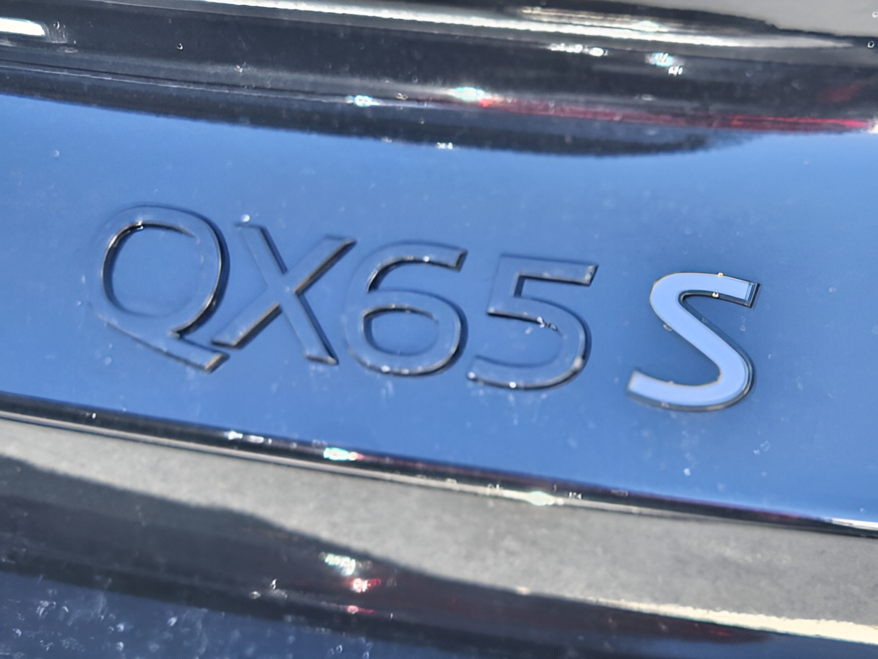 Used 2027 INFINITI QX65 Sport w/ Cargo Package AWD/4WD image 10