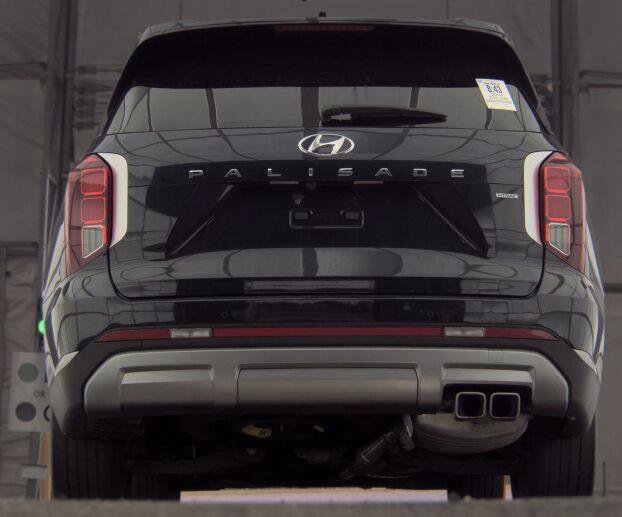 Used 2024 Hyundai Palisade SEL AWD/4WD image 3