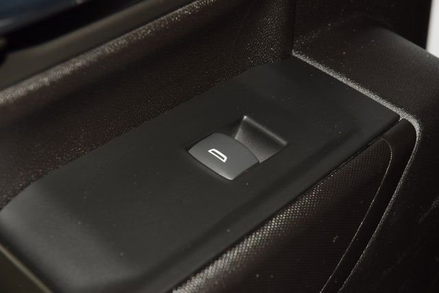 Used 2024 GMC Sierra 3500 Pro w/ Convenience Package image 36