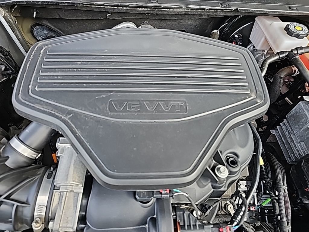 Used 2023 GMC Acadia AT4 w/ Technology Package image 46