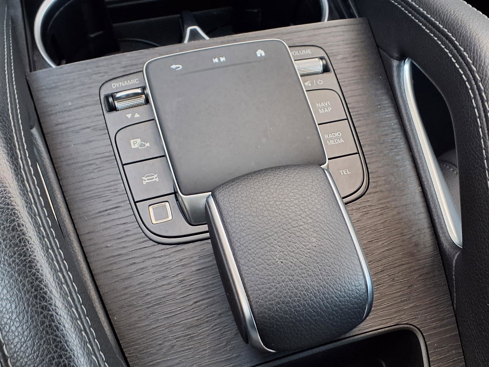 Used 2025 Mercedes-Benz GLE 450e BASE 4MATIC image 22