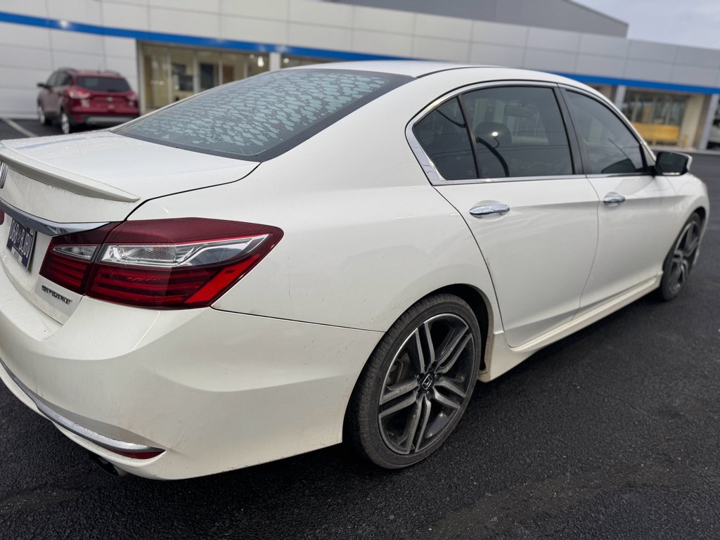 Used 2016 Honda Accord Sport image 4