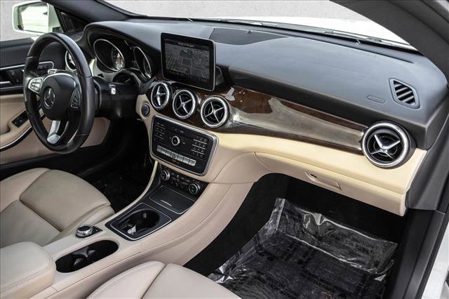 Used 2018 Mercedes-Benz CLA 250 4MATIC image 25
