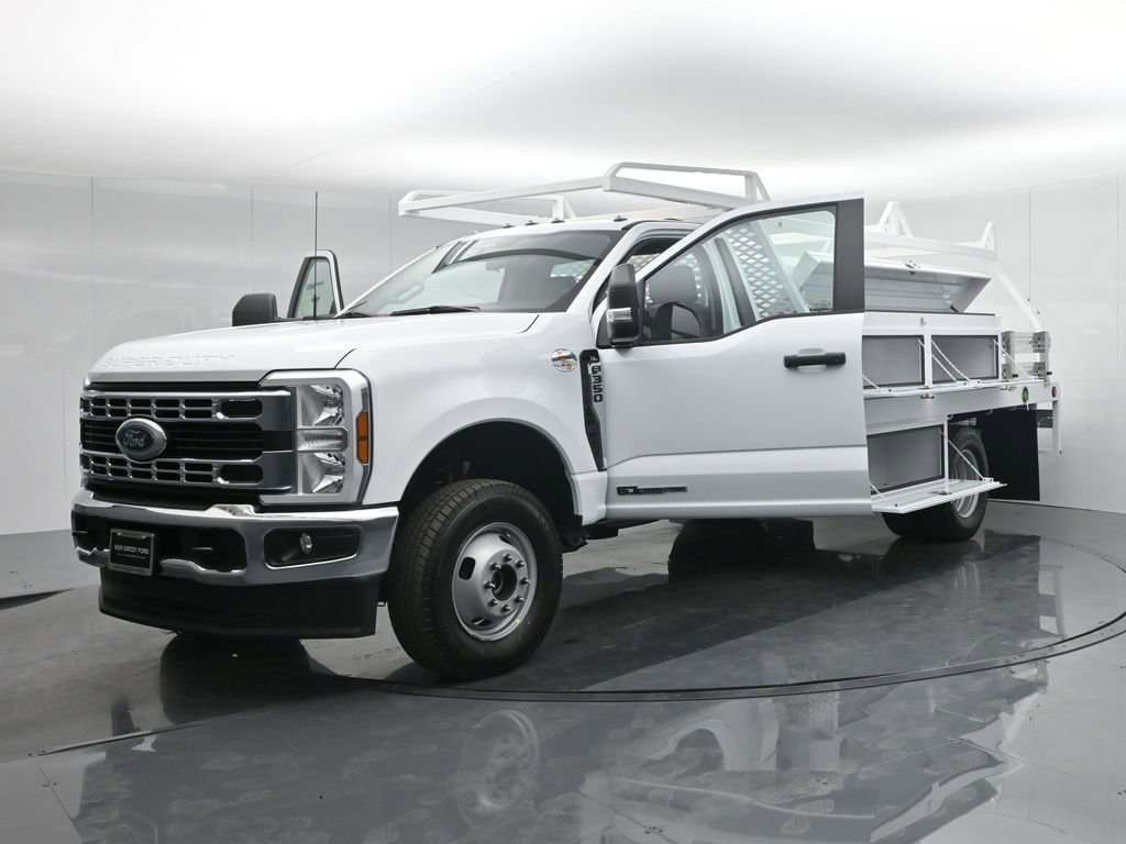 New 2024 Ford F350 XL w/ XL Chrome Package image 28