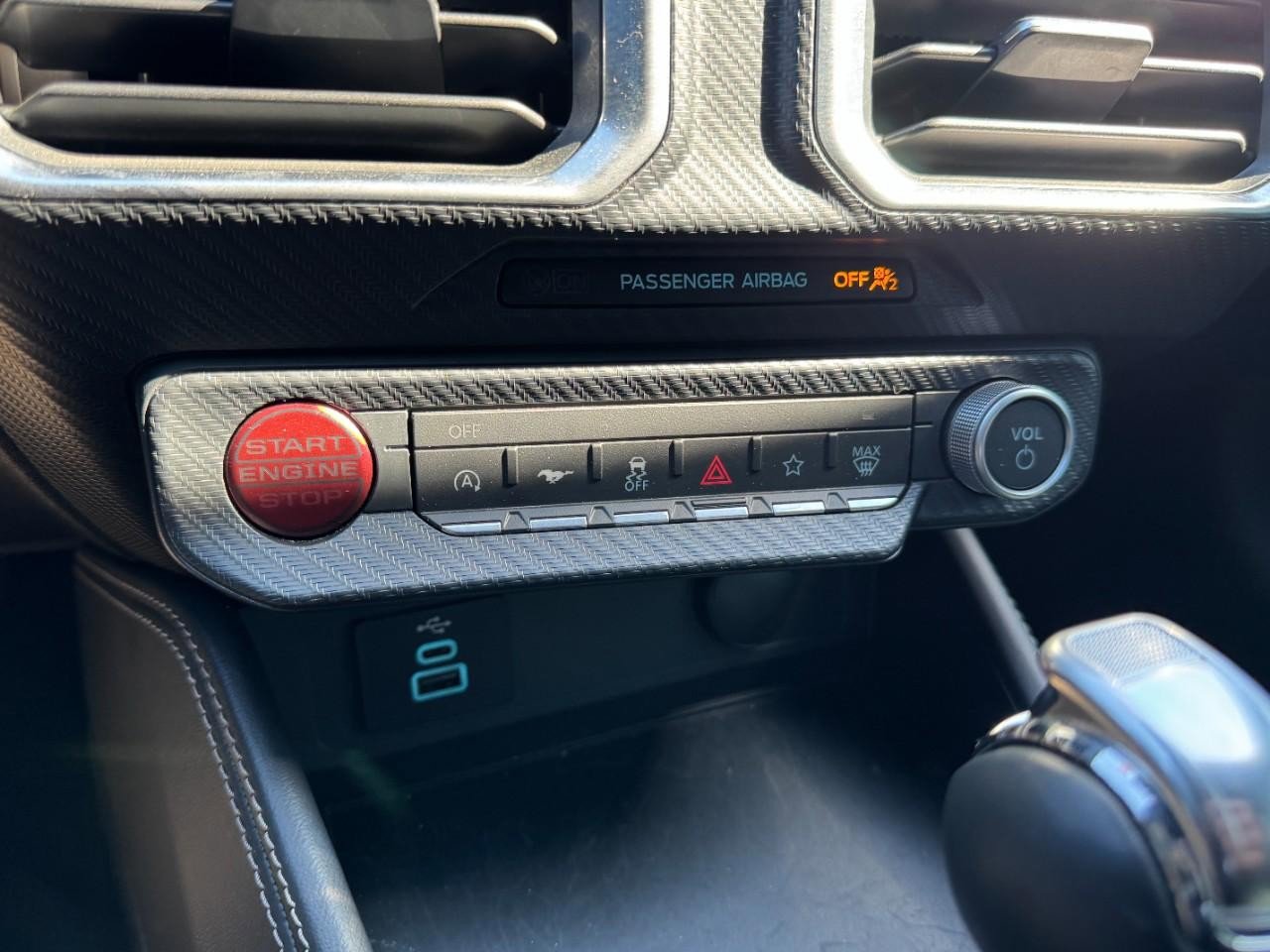 Used 2025 Ford Mustang GT Premium image 16