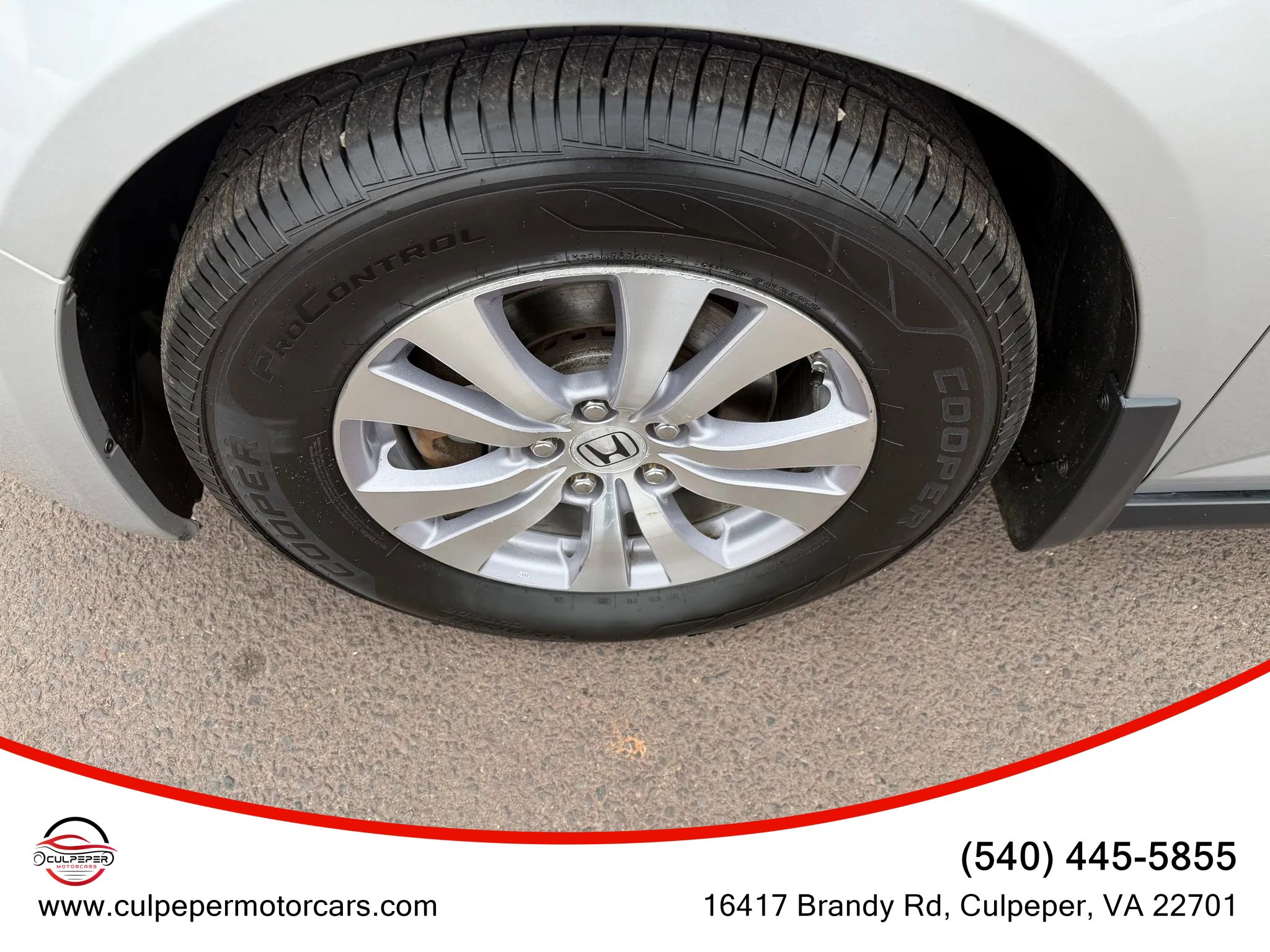 Used 2015 Honda Odyssey EX-L image 30
