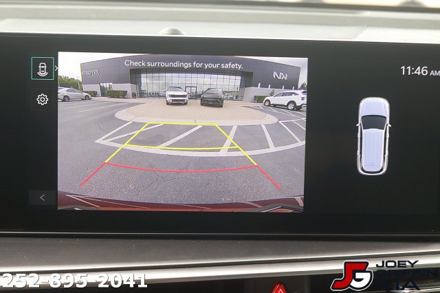 Certified 2025 Kia Sorento EX w/ Panoramic Sunroof Package FWD image 30