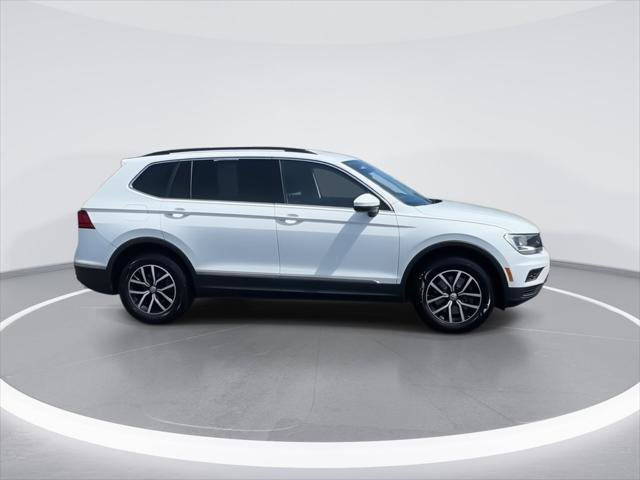 Certified 2021 Volkswagen Tiguan SE AWD/4WD image 9