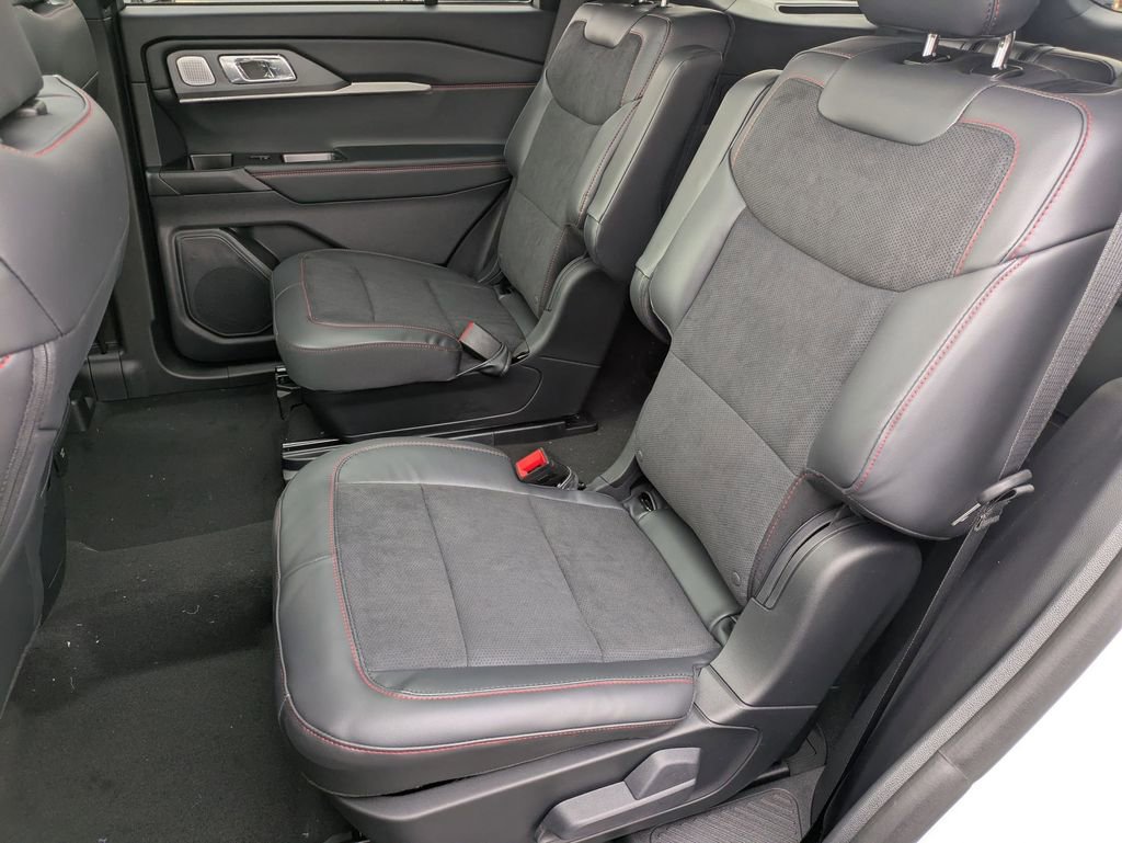 New 2026 Ford Explorer ST w/ Sun And Sound Package image 19