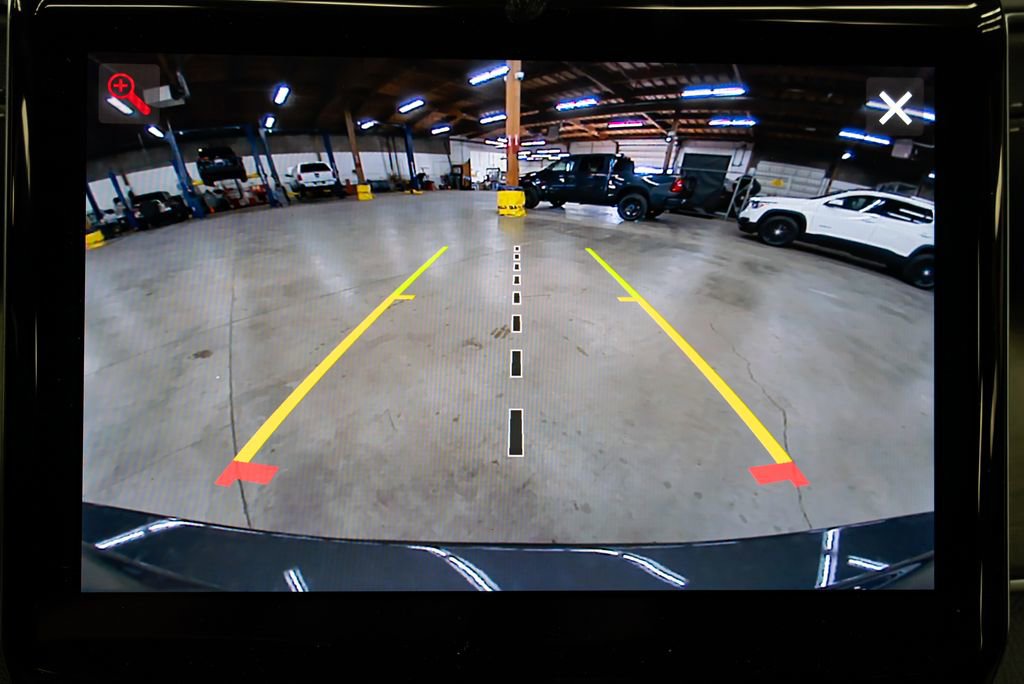 New 2025 Jeep Grand Cherokee L Limited w/ Trailer Tow Package image 21