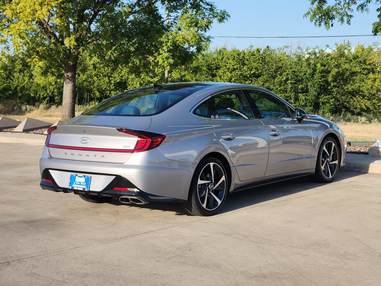 Used 2023 Hyundai Sonata SEL Plus w/ Preferred Accessory Package FWD image 5
