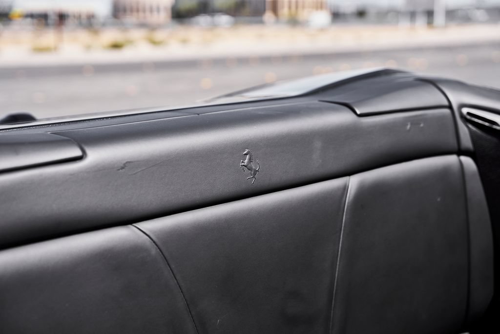Used 2020 Ferrari Portofino RWD image 46