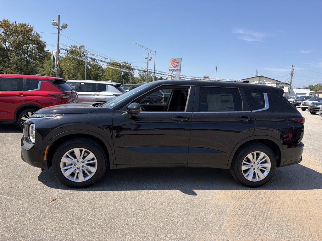 New 2026 Mitsubishi Outlander ES AWD/4WD image 8