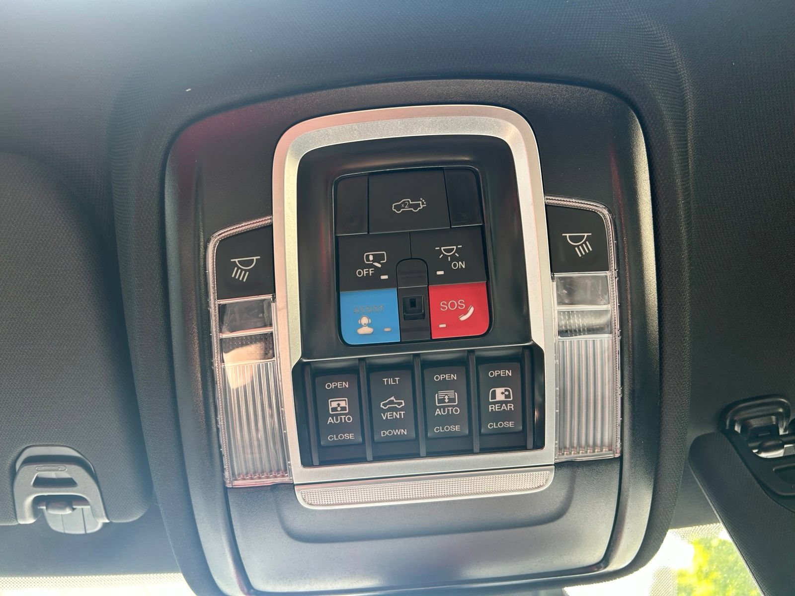 New 2027 RAM 1500 Rebel w/ Rebel Level 2 Equipment Group AWD/4WD image 20